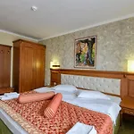 Edelweiss 3*