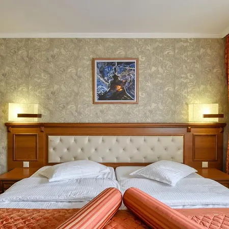 Edelweiss 3*