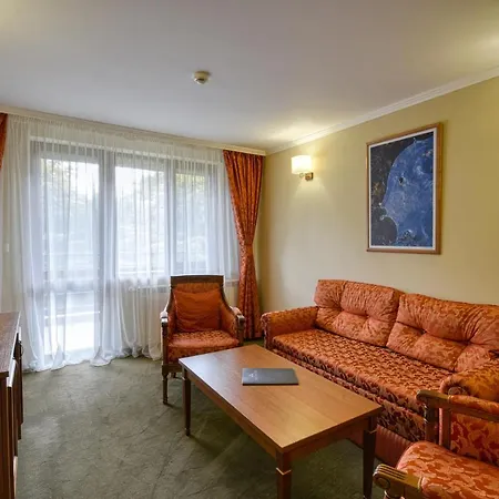 Hotel Edelweiss 3*