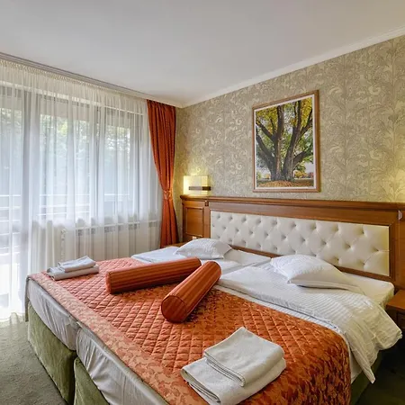 فندق Edelweiss 3*