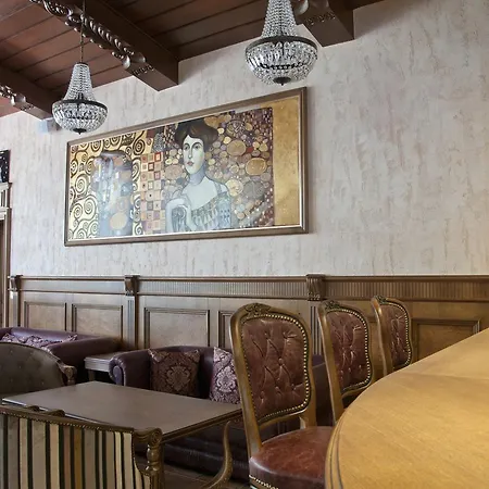 Hotel Edelweiss 3*
