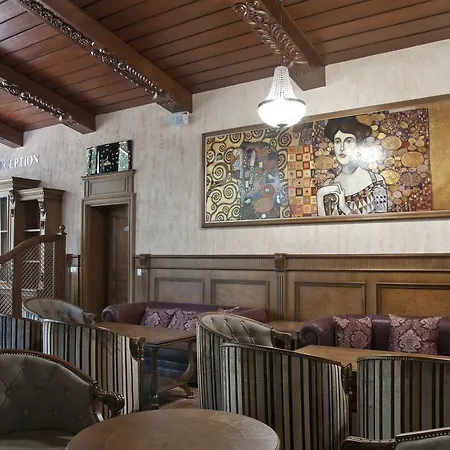 Edelweiss Hotel
